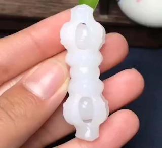 羊脂白玉是什么?揭秘和田玉中的顶级存在