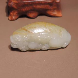 翡翠貔貅吊坠亏麻了方言和田玉精品新疆特色洒金皮白玉