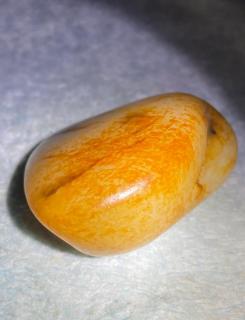 🔍 辨别和田玉红皮真伪